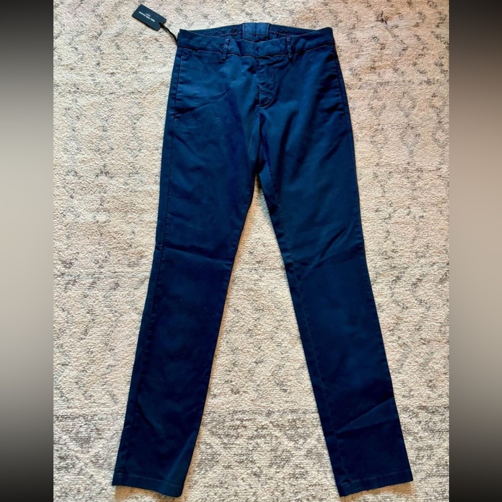 Saks Fifth Avenue Modern Men Chino Pants size 30x32